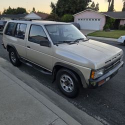 1993 Nissan Pathfinder