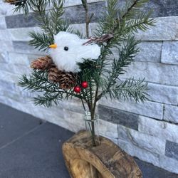 Christmas Ornament Wood Vase W/ Bird On A Nest In Pine Tree