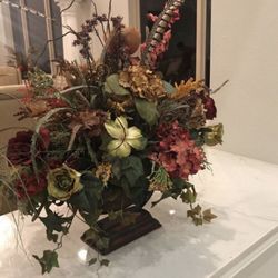 Home Decor/ Plant/ Floral Decor