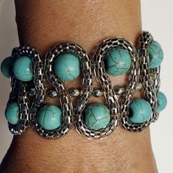 Vintage 7" Stretch Mesh Silver Tone With Faux Turquoise Beads Bracelet 
