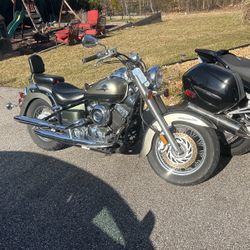 2001 yahama V-Star