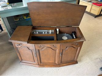 Vintage 1967 Fisher Custom Electra E-492 Console Stereo