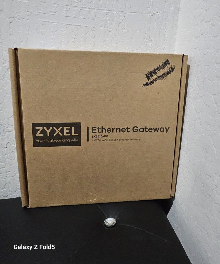 zyxel ex3510-b0 Modem and router