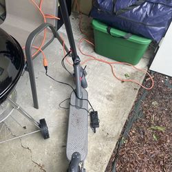 Electric scooter