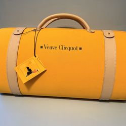 Veuve Clicquot Champagne Traveller Bag Insulated Carry Case With Inside and Tag.