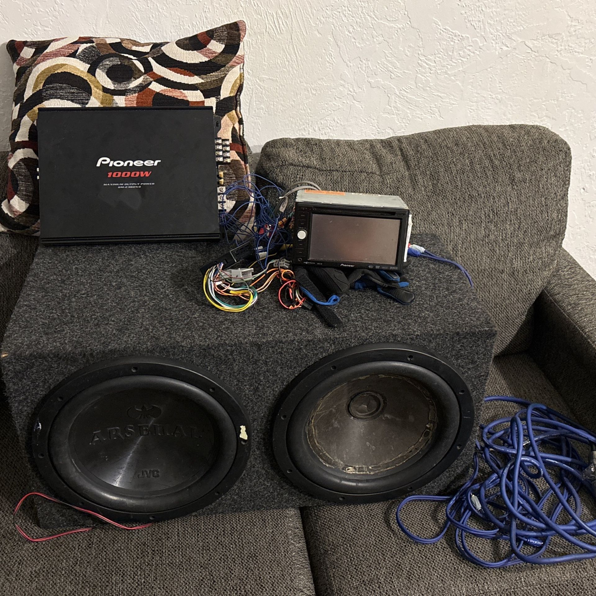 Car Audio Speaker ,amplifier,pioneer Touch Screen