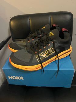 Hoka zinal 2/ size 10D Men’s $90