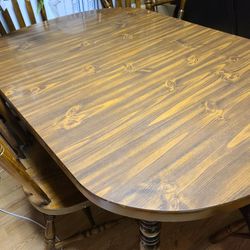 Gorgeous Cherry Dining Room Table And 6 Chairs 