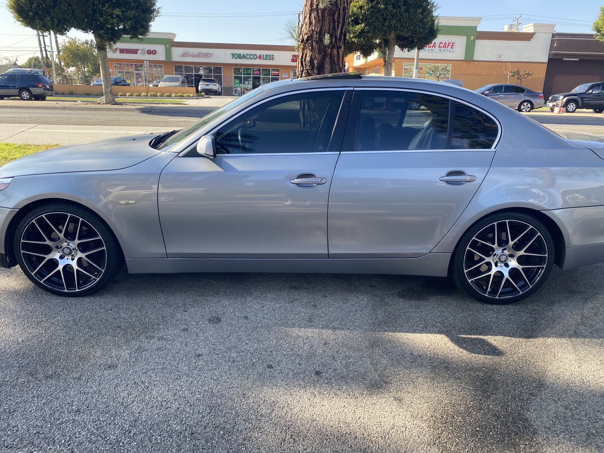 2004 BMW 530i