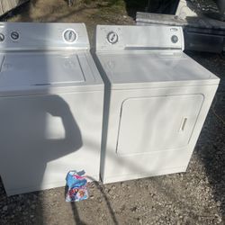 Good Working Whirlpool Super Capacity, Washer And Dryer Set 