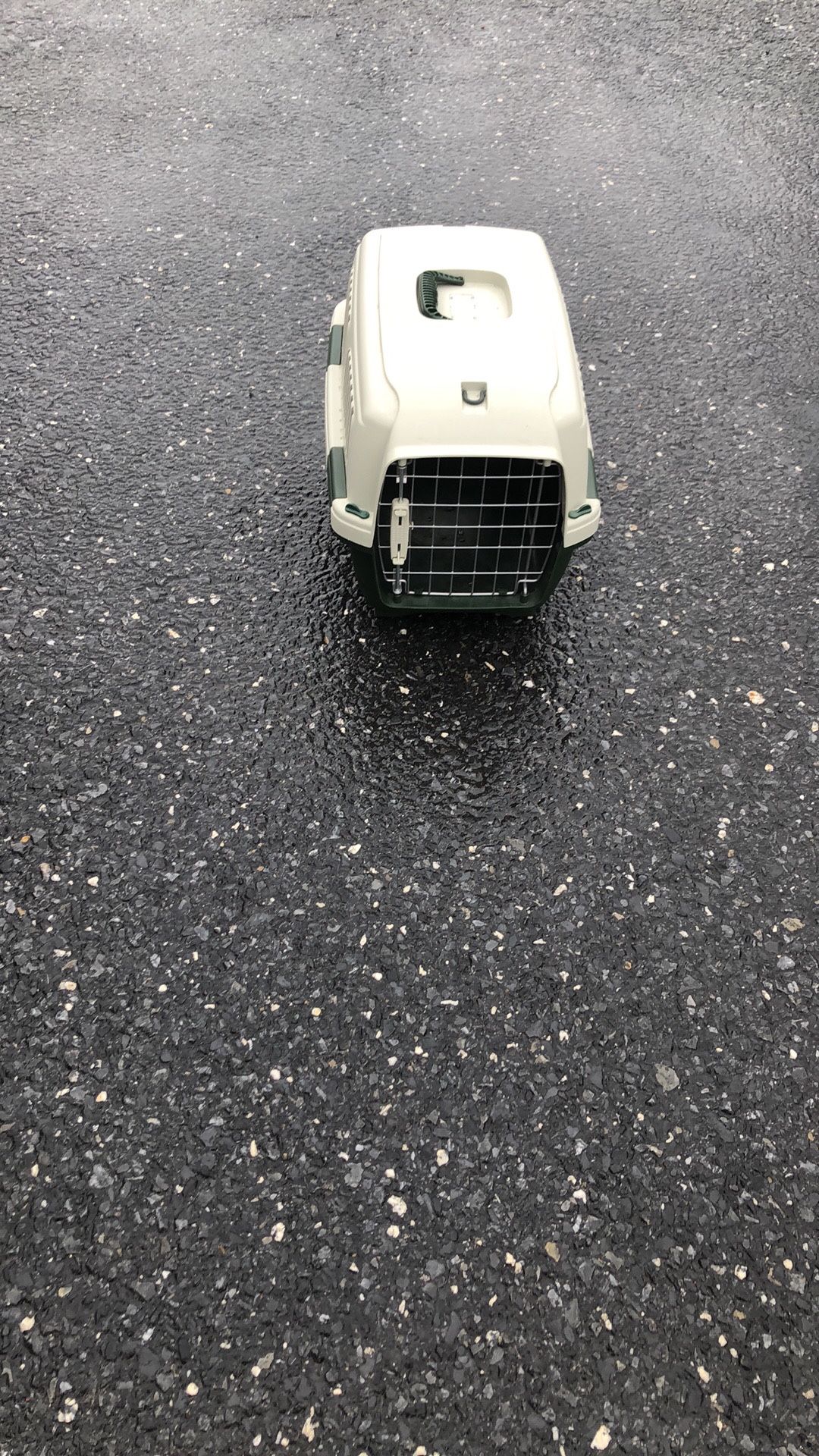 22x13x15 Good Condition 🐶 Cage
