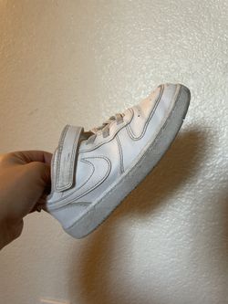 White Nikes Size Toddler 9.5