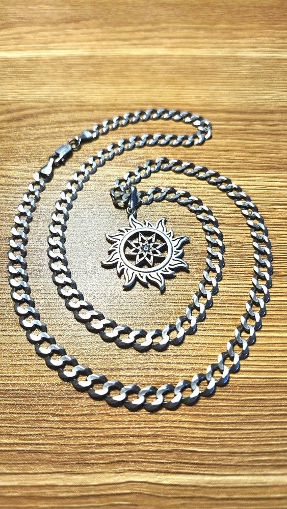 Silver chain and silver pendant, Silver chain, silver pendant