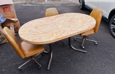 Dinning Table with Chairs
