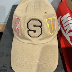 Supreme Hat