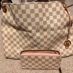 Louis Vuitton Authentic Shoulder Bag Plus Wallet 