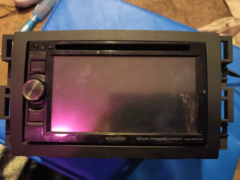 Kenwood DNX570HD
Navigation receiver