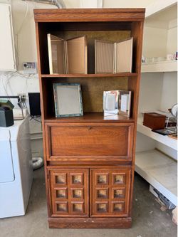 Free Armoire