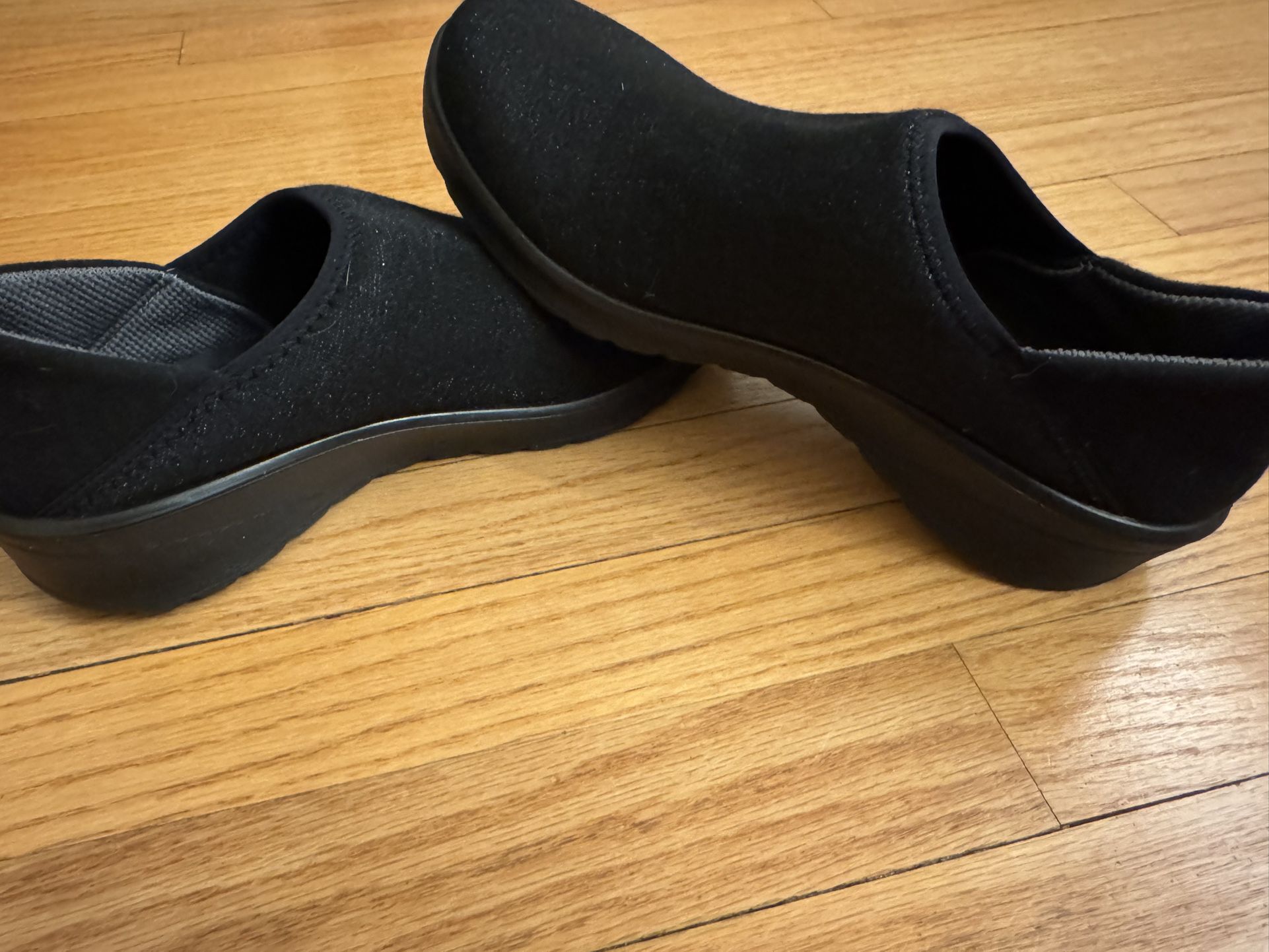Bzees Women’s Shoes New
