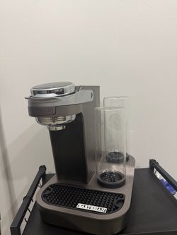 Bartesian cocktail maker