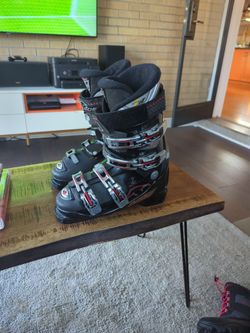 Nordica Ski Boots Blast 8 Size 25 25.5 Excellent condition US Sz 7 7.5