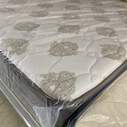 ⚜️NEW QUEEN SIZE DELUXE MATTRESS W.BOXSPRING INCLUDED ⚜️