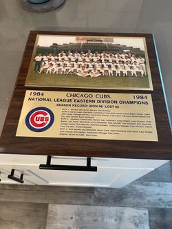 1984 Chicago Cubs National League Division Champions Wood Wall Plague in Excellent Condition