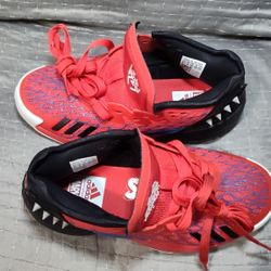 Adidas Spider-Man: Across the Spider-Verse x adidas D.O.N. Issue #4 - Like New - Boys Size 4 1/2