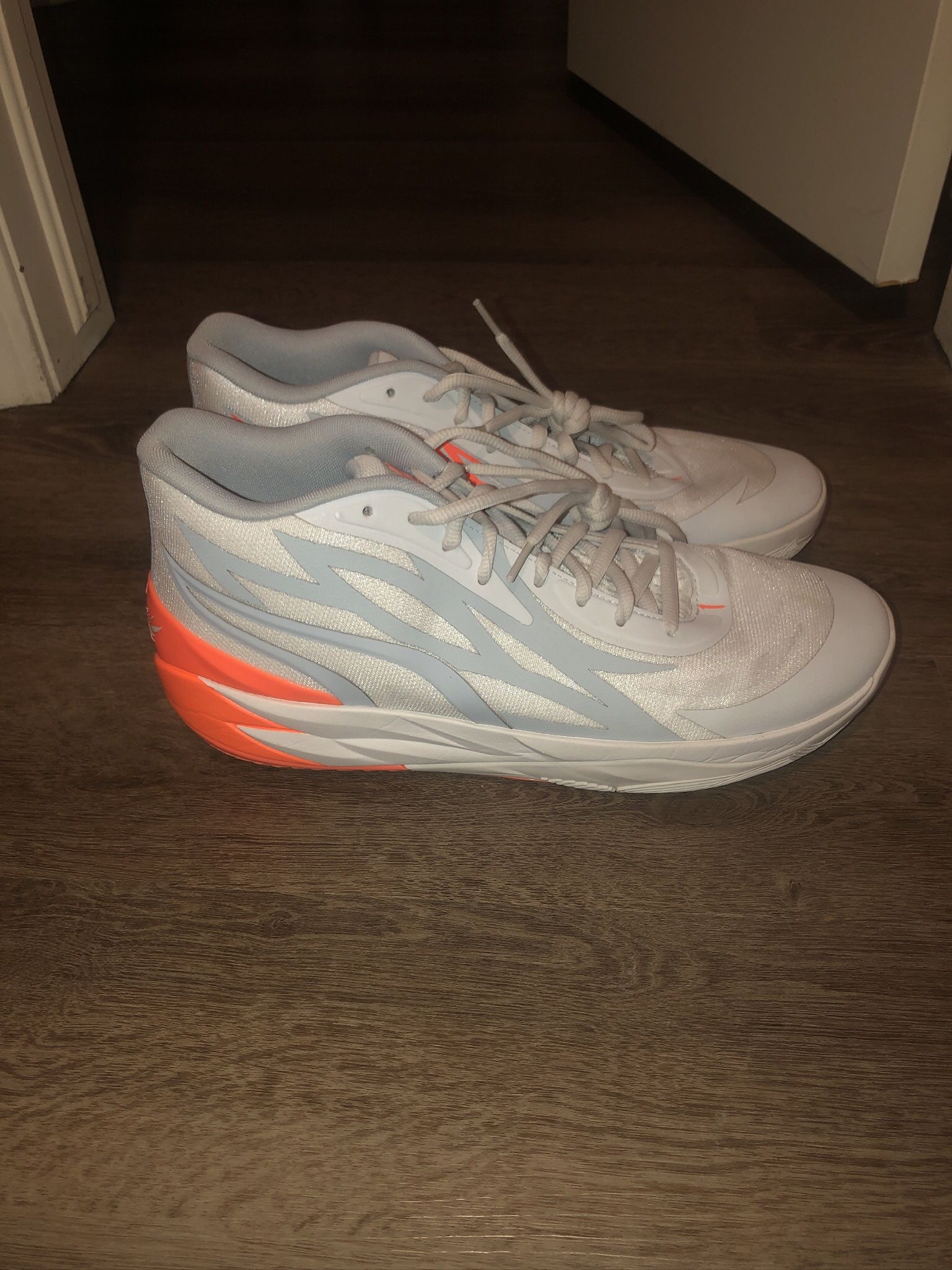 MB02 Gorange Size 14