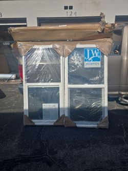 V-2500 Series 29.5 in. x 59.5 in. Single Hung Vinyl Low-E White Nail Fin Frame New Construction Tilt-in Window