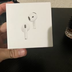 Airpods Gen 4's
