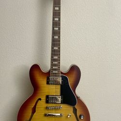 2022 Epiphone ES-335 Figured Semi-Hollow Electric Guitar Raspberry Tea Burst