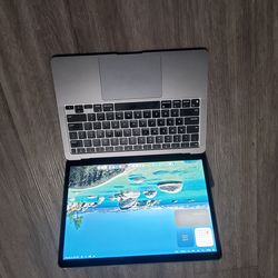 Apple M1 in great condition 98% battery