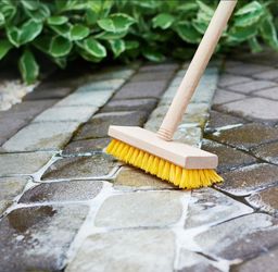 Deck scrub brush Harrison Greys · Color. Yellow · Handle Material