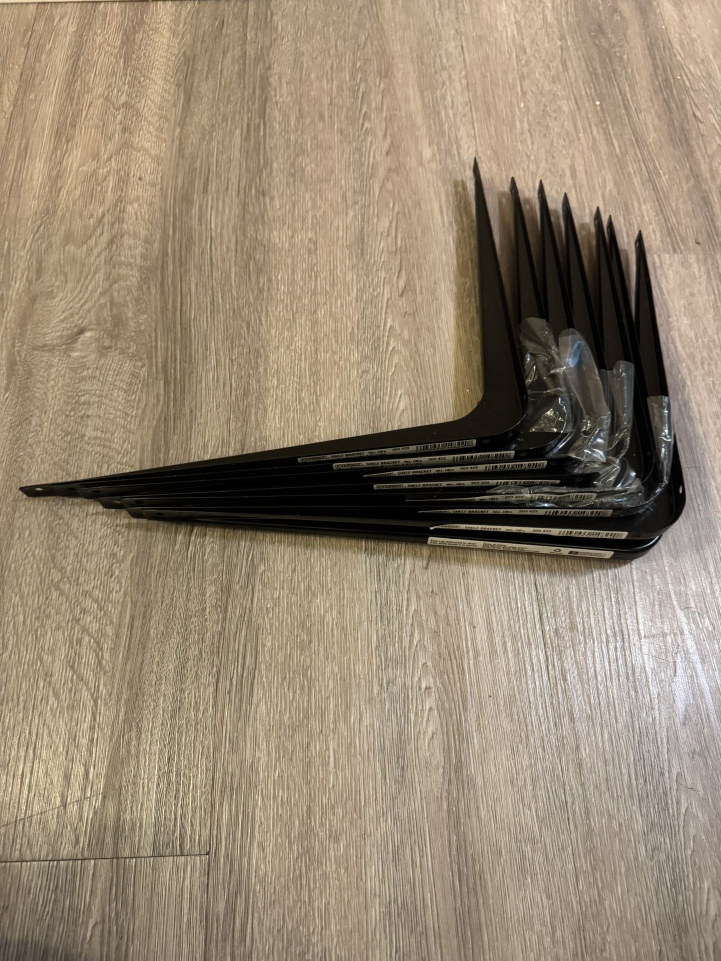Set of 7 Black Metal Brackets 10x12”