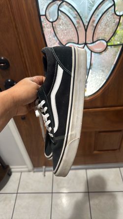 Classic Vans in Men’s 11