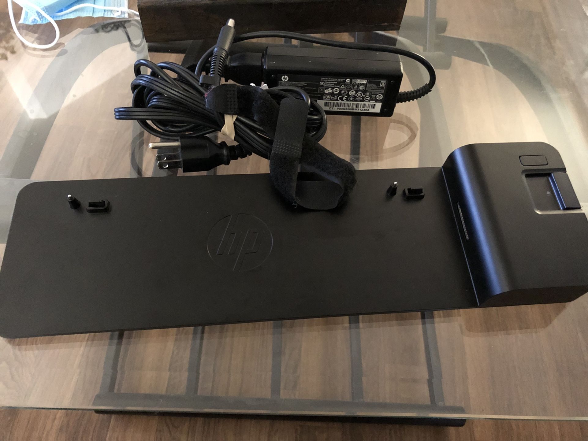 HP Docking Station With AC Adapter