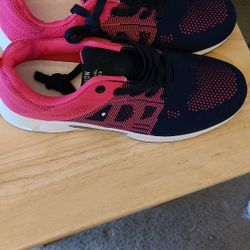 New Tennis Shoes 