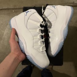 Jordan 11 Legend Blue