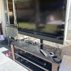 Aquos Sharp 52” Surround Sound Tv & Stand 