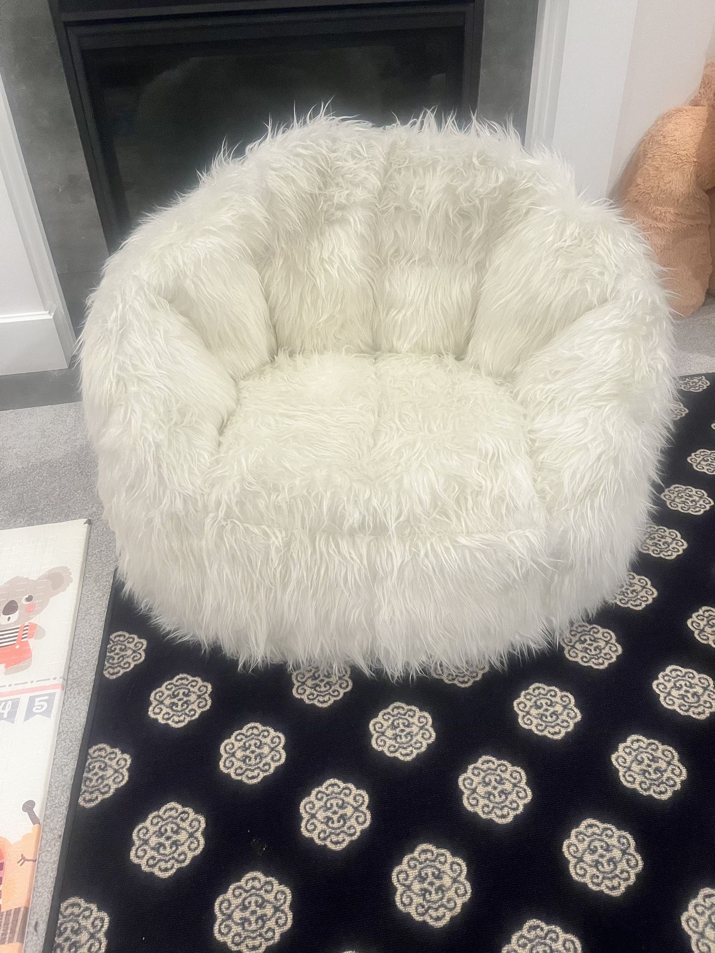 Faux furry bean bag/ chair
