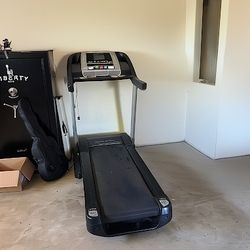 Pro-Form Treadmill 3.5 CHP Fully Functional 