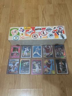 Baseball Card Lot: 750 Count
