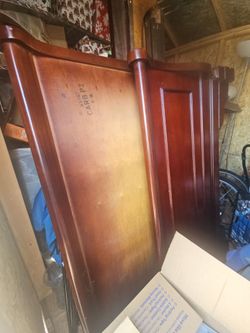 Free head board and leg board for full bed with screws.
