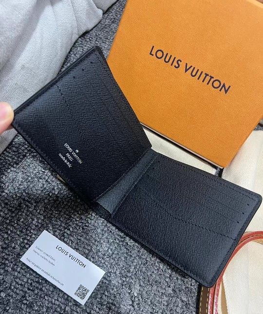 Men's classic monogram compact slim wallet
