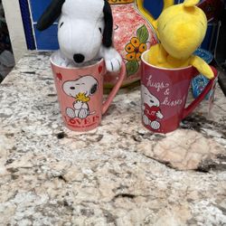 Snoopy Mugs With Plush 