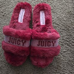 Juicy Couture Slippers Burgundy Size 9-10 