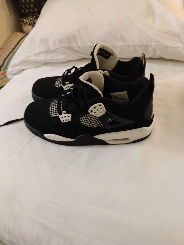 Air Jordon 4 Retro White Thunder Mens 8.5