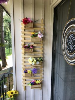 Wooden hanging garden