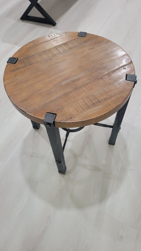 Wood End Table with Metal Legs